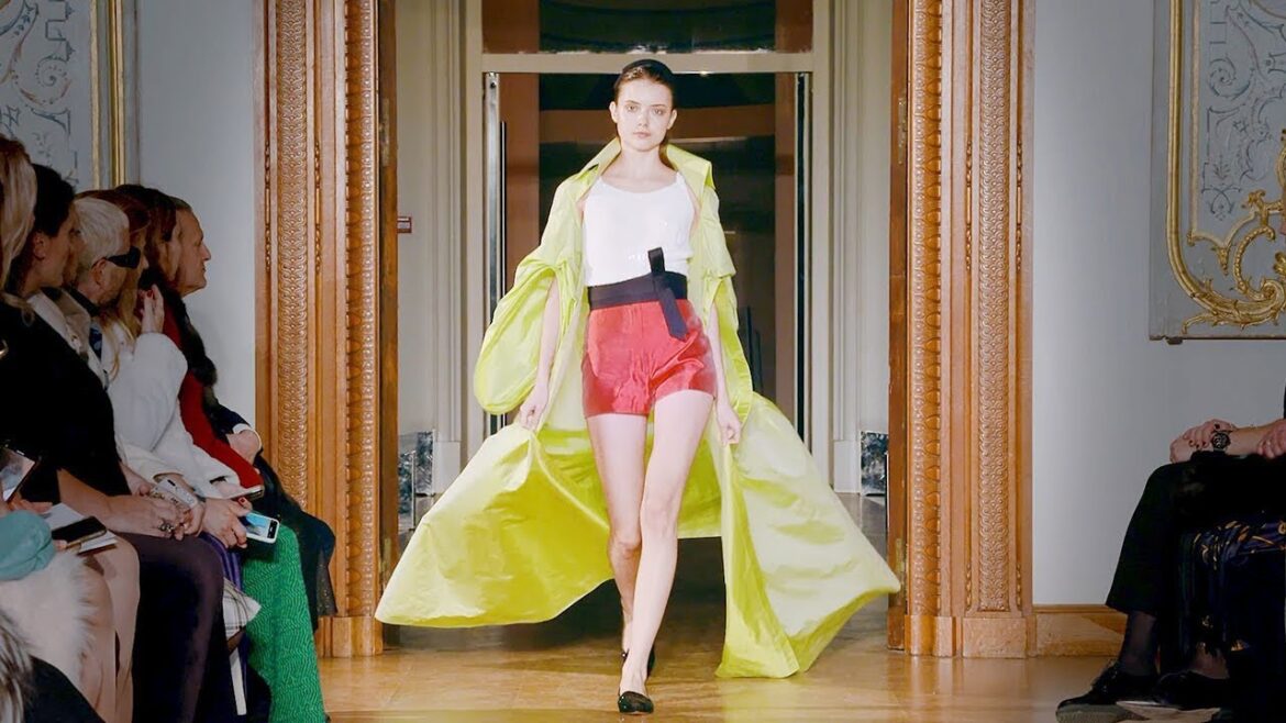 Paris to host Yulia Yanina fashion show