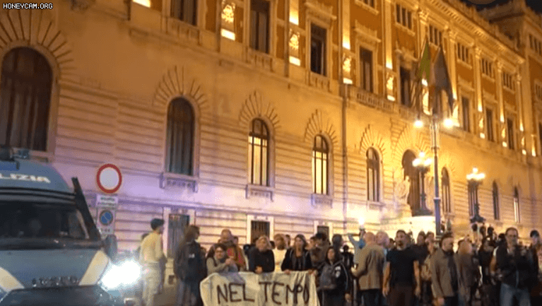 Rome protests against COVID passports