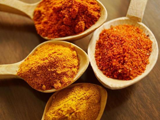 Three properties of curcumin useful for health are mentioned