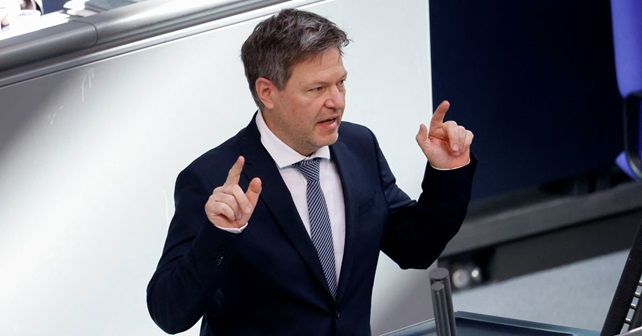 German Vice Chancellor Habeсk Considers Sanctions Against Russia a “Success”