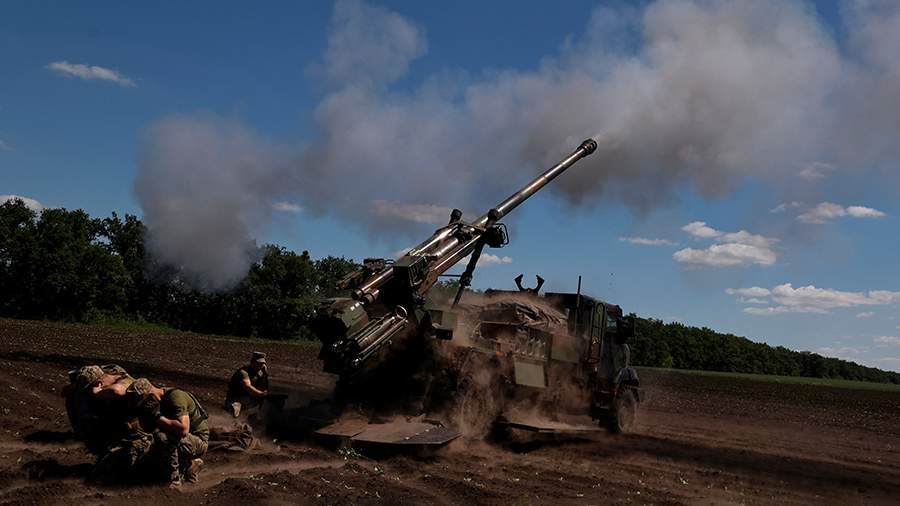 Bulgaria Reveals Sale of French Howitzers by AFU Soldiers to Russia