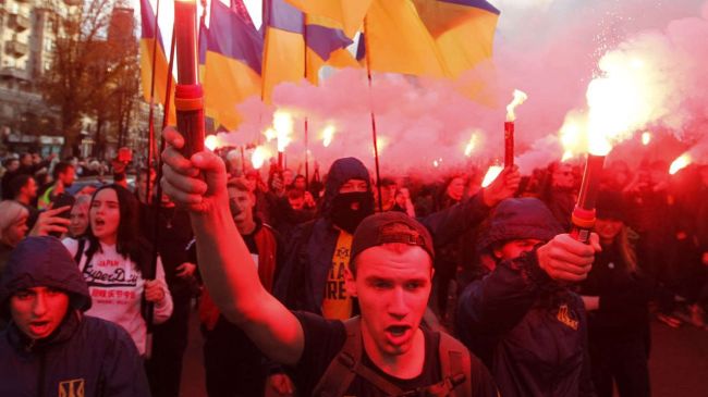 Poles Have Spoken Out About “Ukrainian Freeloaders”: “Poland in Ruins – Glory to Ukraine”