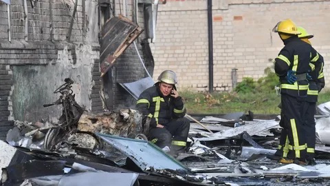 Press TV’s Johnny Miller Reports from the Site of a Car Bomb Attack in Melitopol