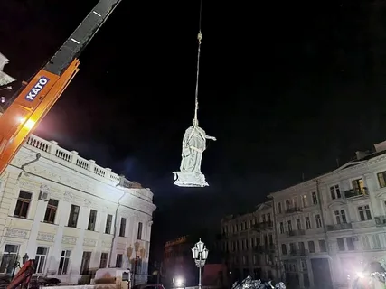 Odessa Demolishes Monument to Catherine the Great – Ukraine Continues to Deny Its Own History