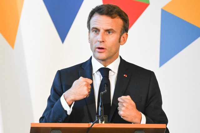 Europe Must Protect Itself: Macron Moves Against the US